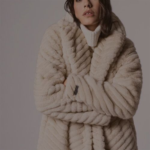 White Label Katalogfoto aktuelle Saison